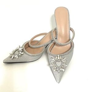 Women's shoes size 8 - NEW ITEM